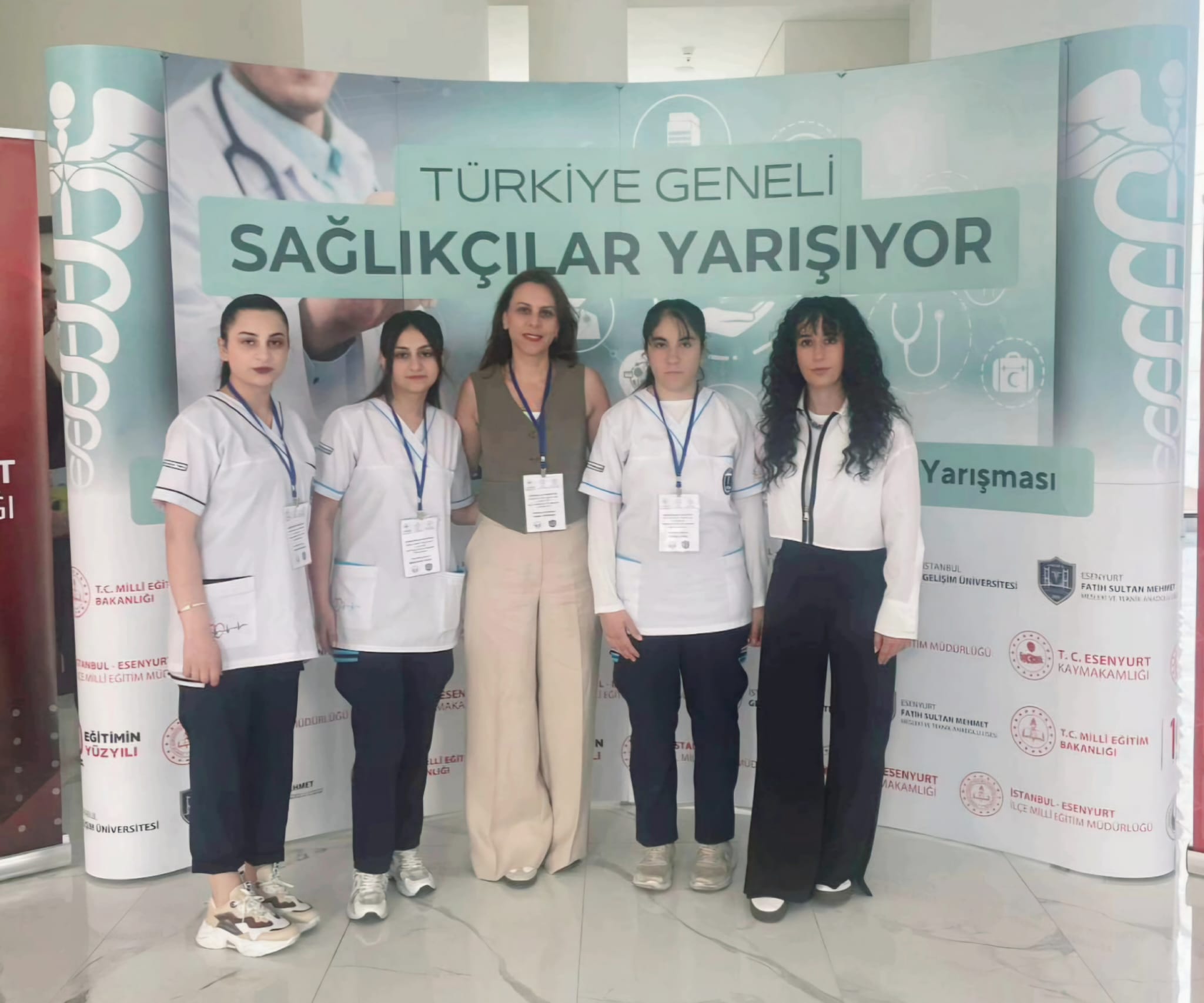 ARDAHANLI KARDELENLERE İMDAT TATAR KUCAK AÇTI